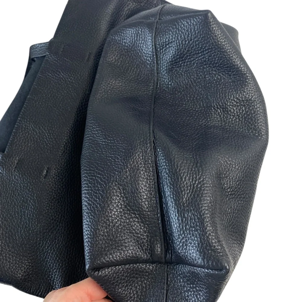 Quince Italian Tall Tote Black - Picture 7 of 8